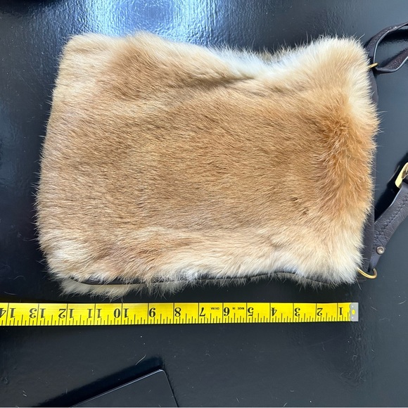 Real Brown Fur Shoulder Bag Handmade with pelts - Picture 8 of 8